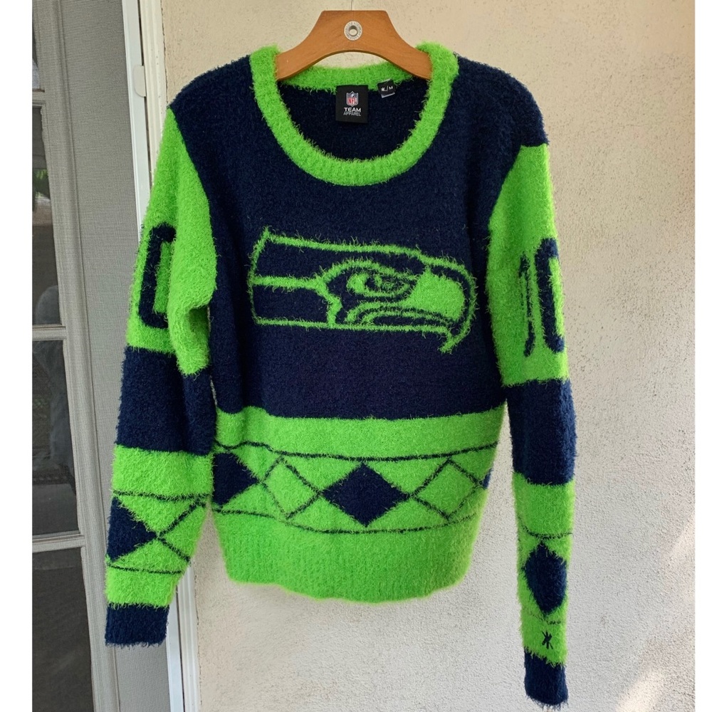 Women’s Seahawks Sweater size M